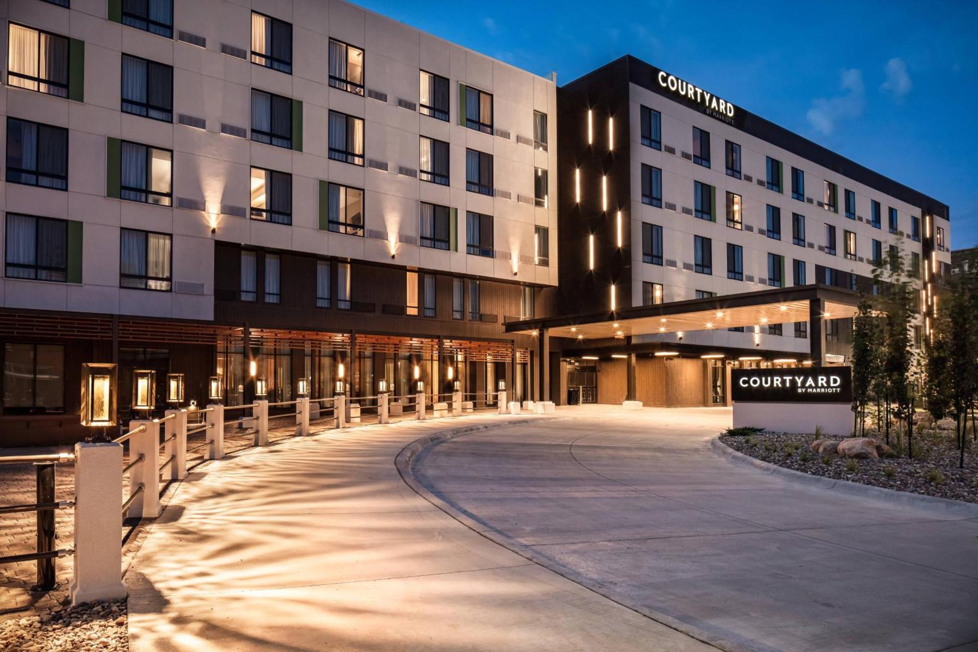 Courtyard Sioux City Downtown/Convention Center מראה חיצוני תמונה
